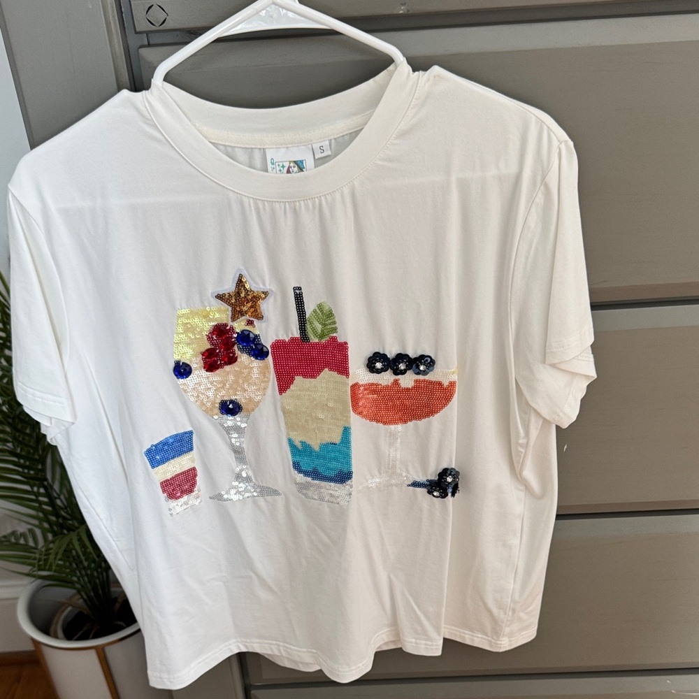 QUEEN OF SPARKLES pefect for summer top! Memorial day, July fourth and Labor day